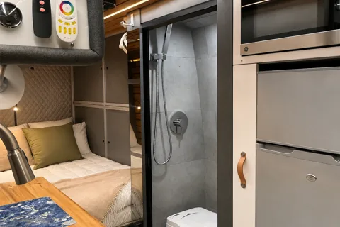 Luxury Adventure Sprinter | Unlimited WiFi | Sleeps 4