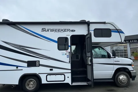 Suzi Sunseeker Class