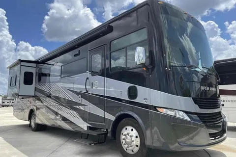 Do you want tailgates, beach trips, or cross country adventures?  Welcome!