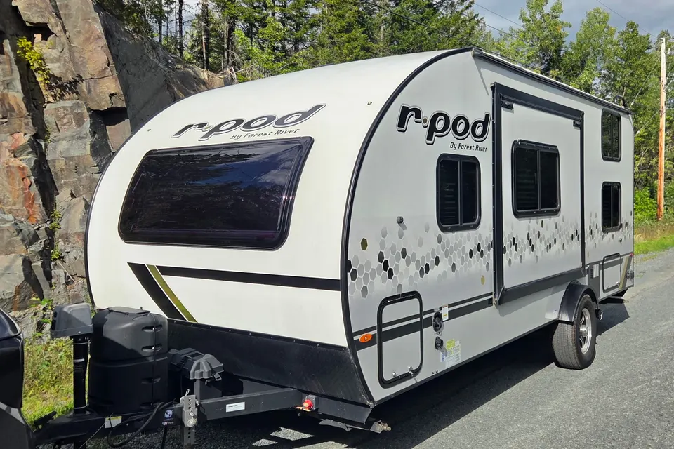 J&J's Forest River RPT193-80 Travel Trailer