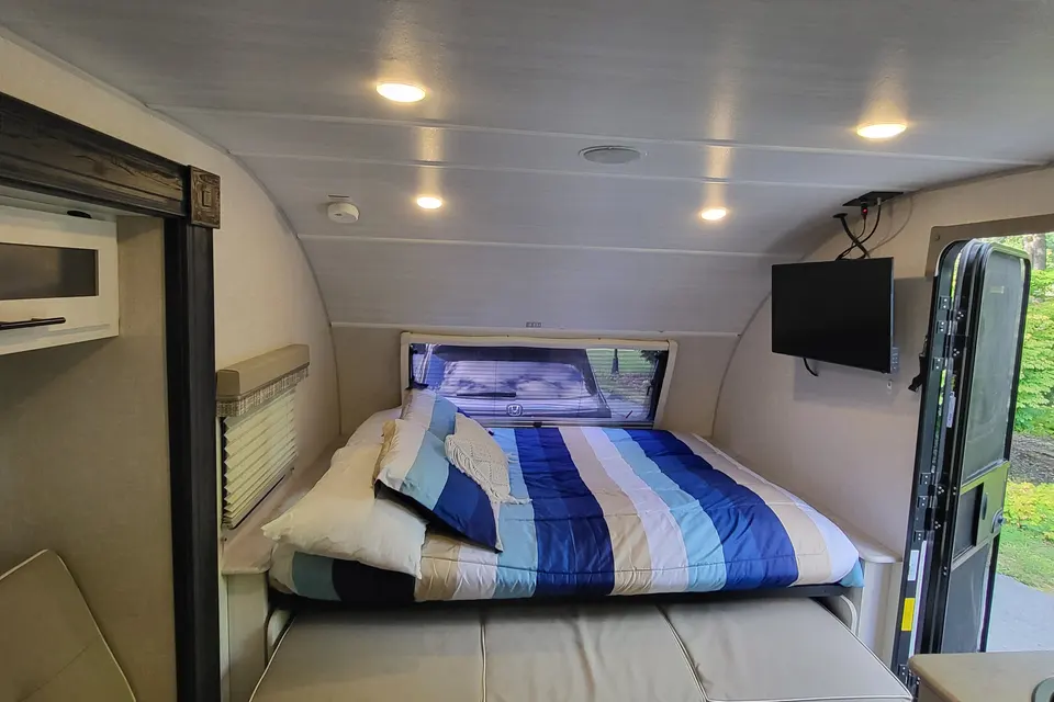 J&J's Forest River RPT193-80 Travel Trailer