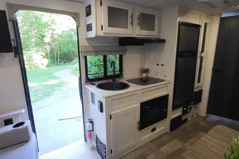 J&J's Forest River RPT193-80 Travel Trailer