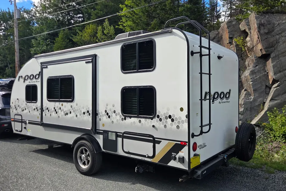 J&J's Forest River RPT193-80 Travel Trailer