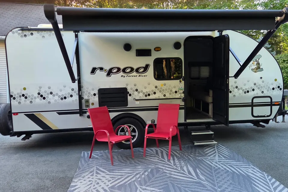 J&J's Forest River RPT193-80 Travel Trailer