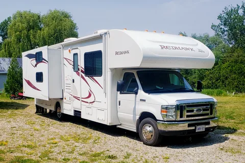 Family Sized Jayco 31 XL Class C - Come for a Tour!