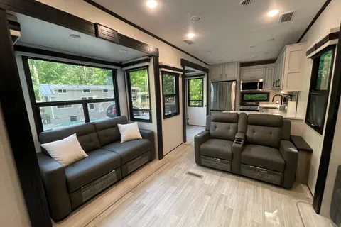 BIG HIDEAWAY KZ Durango Gold 391RKF