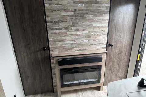 Mike's Grand River 32BRE Travel Trailer