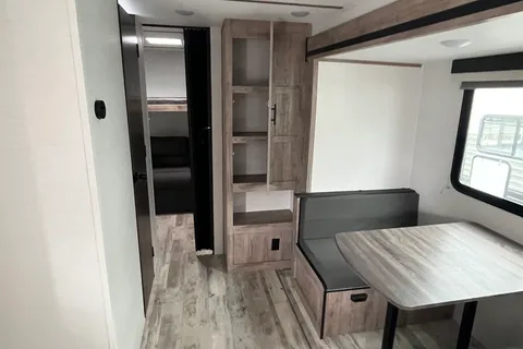 Mike's Grand River 32BRE Travel Trailer