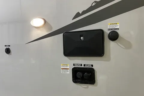 Nathan's Forest River 24RRTBL Toy Hauler
