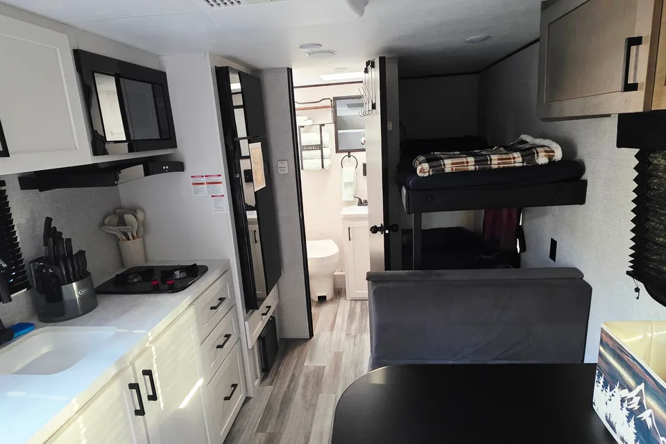 Zack's Jayco Jayflight Travel Trailer
