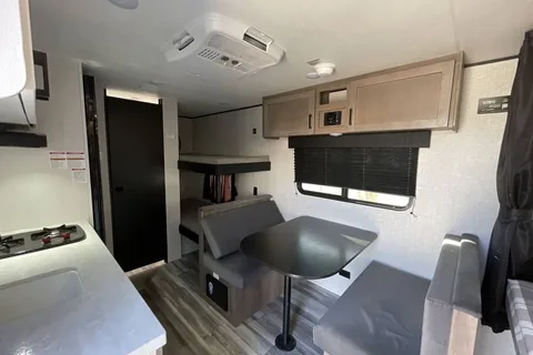 Zack's Jayco Jayflight Travel Trailer