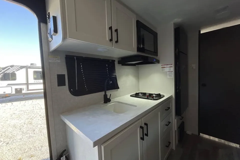 Zack's Jayco Jayflight Travel Trailer