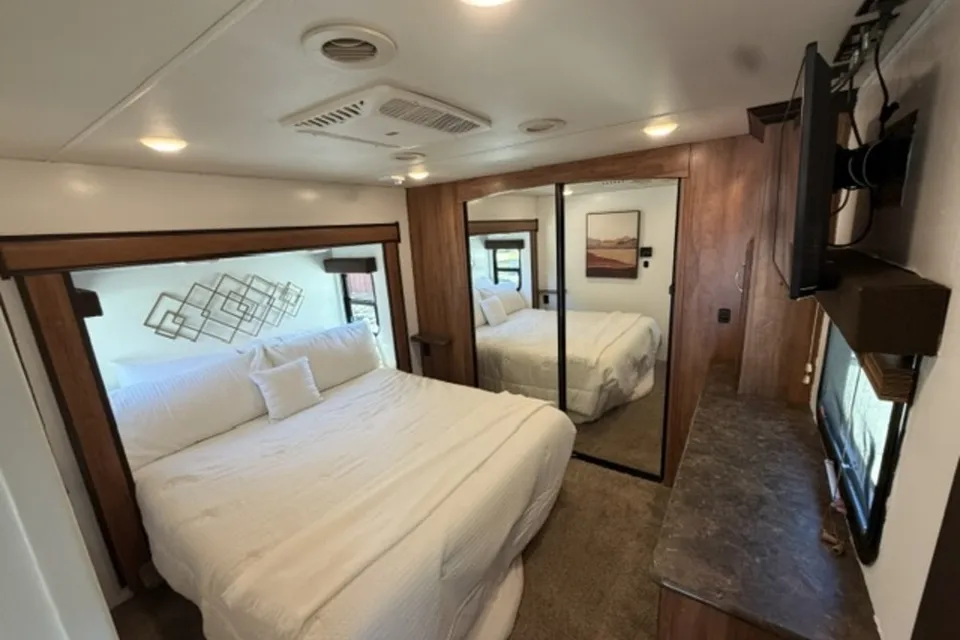 KZ Durango Gold Fifth Wheel
