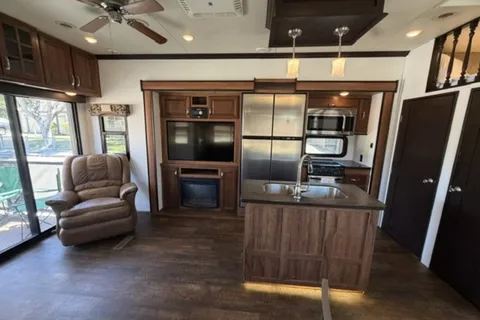 KZ Durango Gold Fifth Wheel