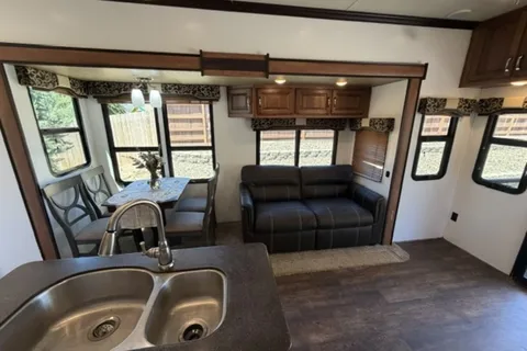 KZ Durango Gold Fifth Wheel