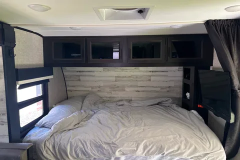 Mark's Jayco 199MBS Travel Trailer