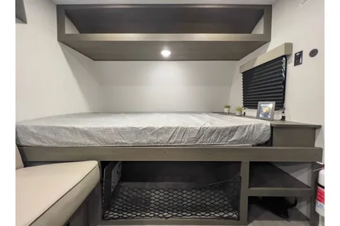 Grand Design Transcend One 151BH Travel Trailer