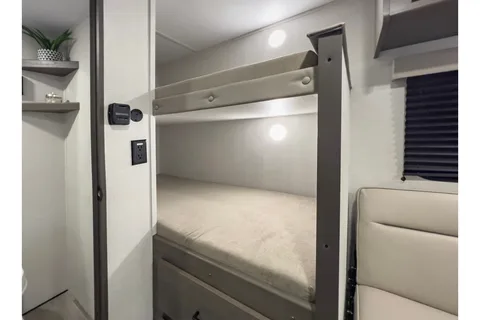 Grand Design Transcend One 151BH Travel Trailer