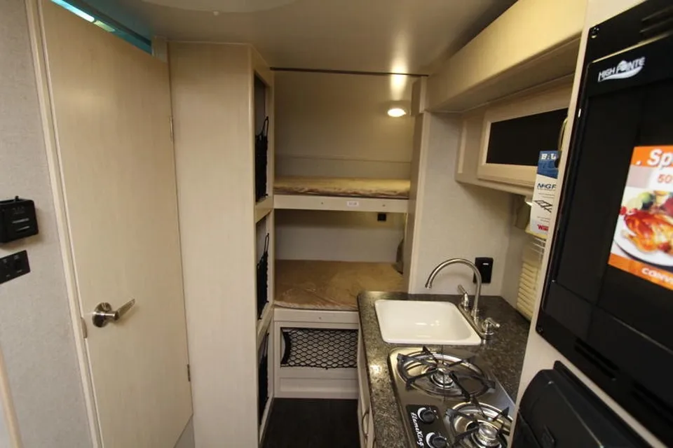 Petra's Winnebago Minnie Drop  Travel Trailer