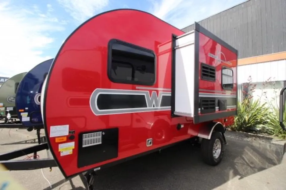Petra's Winnebago Minnie Drop  Travel Trailer
