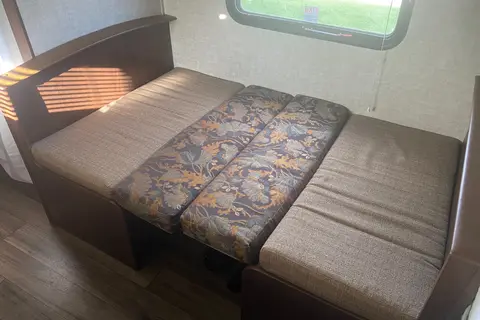 Executive Hitch