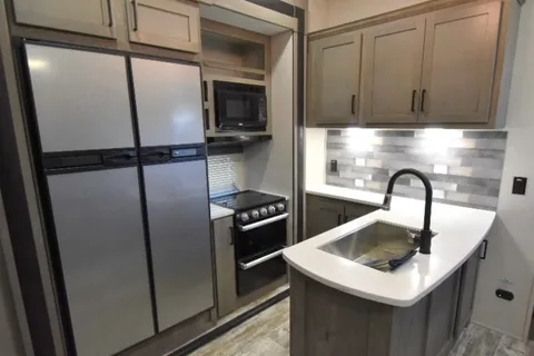 Family Luxury, Full Campsite Delivery & Set-Up!  -  Keystone Carbon 358 2021 Fifth Wheel