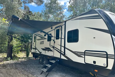 Ultimate Family Adventure! RV MPG Ultra Lite Travel Trailer