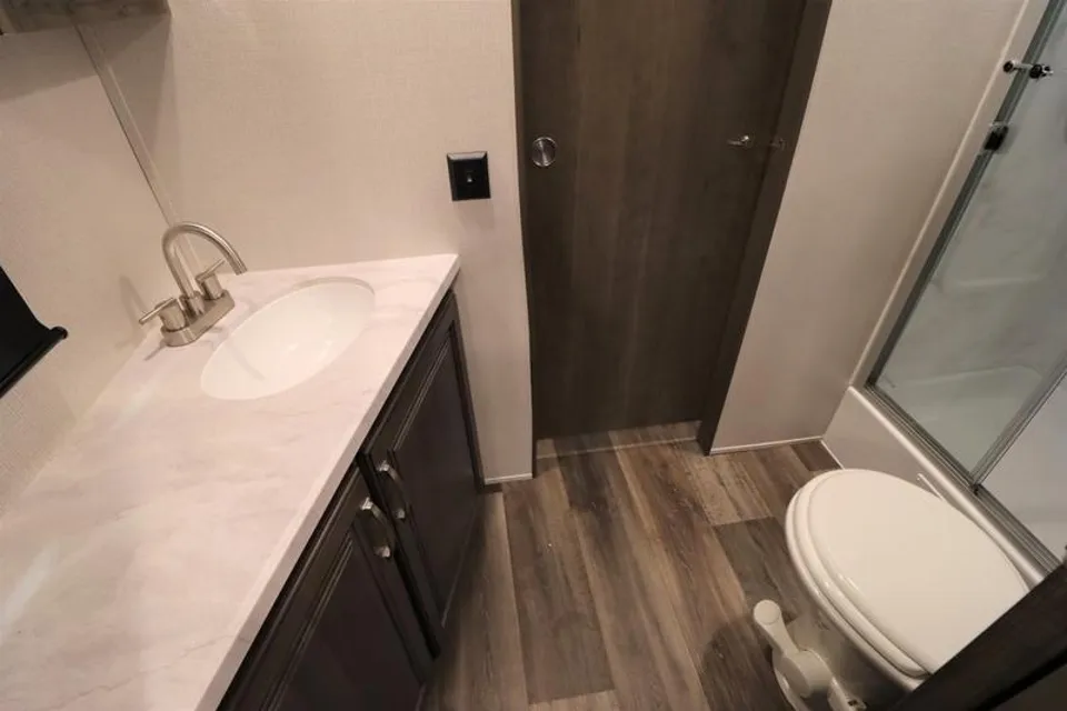 Dan the Real Estate Man TN Keystone Cougar Travel Trailer