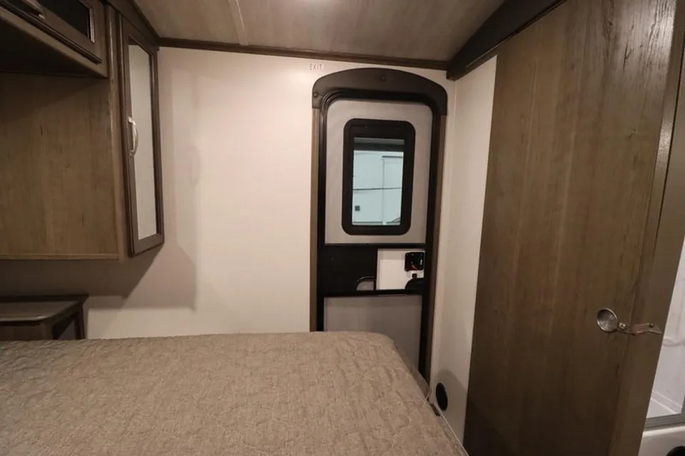 Dan the Real Estate Man TN Keystone Cougar Travel Trailer