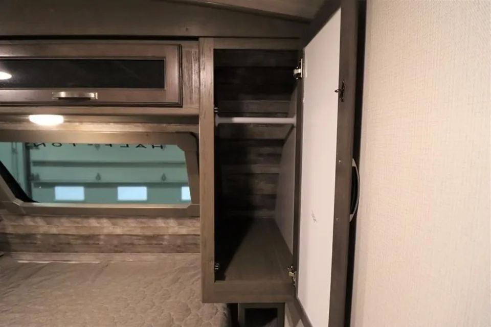 Dan the Real Estate Man TN Keystone Cougar Travel Trailer