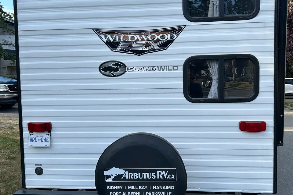 Wildwood Retreat — relaxed, upscale feel
