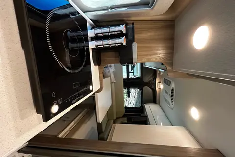 Fully equipped 2024 Thor Tellaro with sky bunk