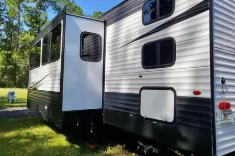 Nala's Keystone Hideout Travel Trailer