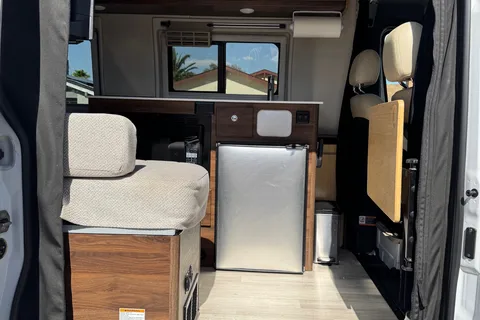 Joe's Winnebago Boldt Class B
