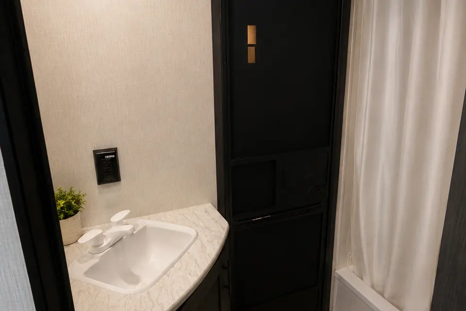 Sportsmen’s SE Travel Trailer