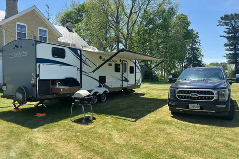 Gustavo's Cruiser RV Shadow Cruser 280QBS Travel Trailer