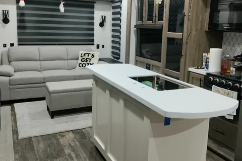 Ron's Forest River 36bhq Fifth Wheel