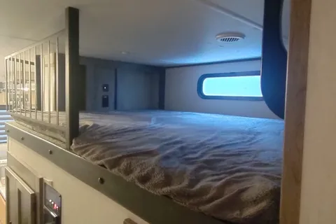 Ron's Forest River 36bhq Fifth Wheel