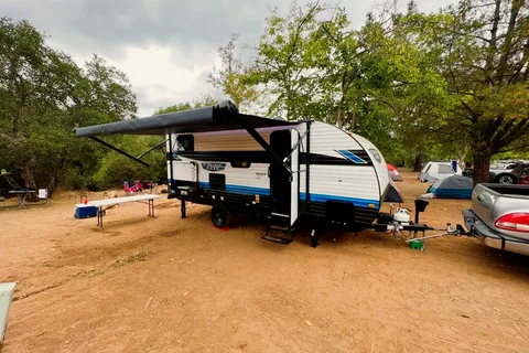 Tony Trailers Ventura Forest River Salem