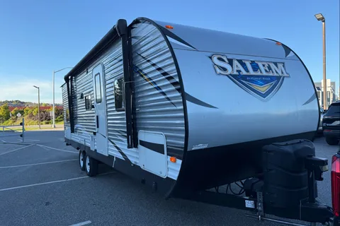 Fadi's Forest River Salem 27DBU Travel Trailer