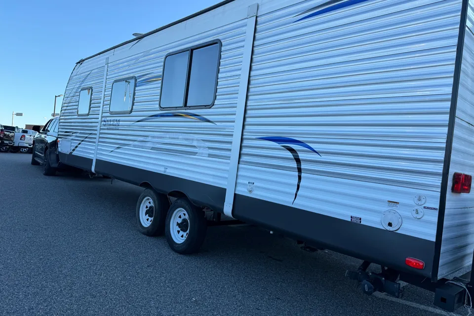 Fadi's Forest River Salem 27DBU Travel Trailer