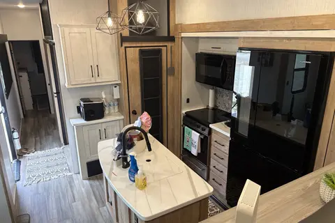 Delivered Modern Mansion on Wheels/ Heartland M-350FLMB Fifth Wheel