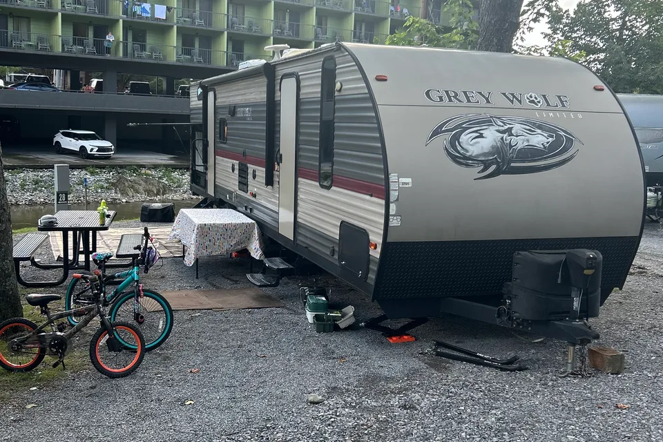 Blake's Forest River 29TE Travel Trailer