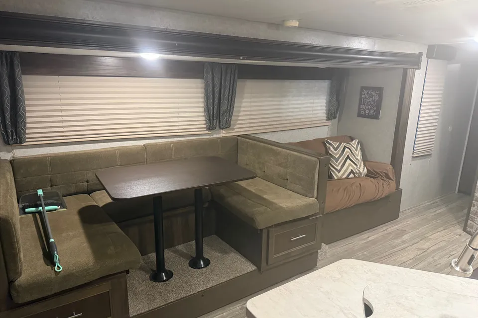 Blake's Forest River 29TE Travel Trailer