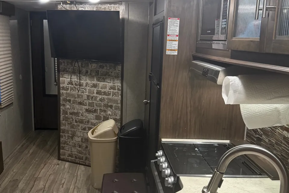 Blake's Forest River 29TE Travel Trailer