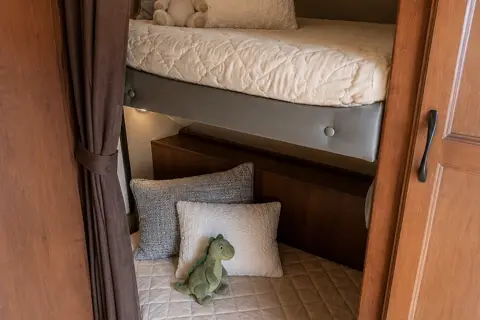 ✨ Family-Friendly Jayco X213 • Sleeps 6 • King Bed + Bunks • Delivery Available