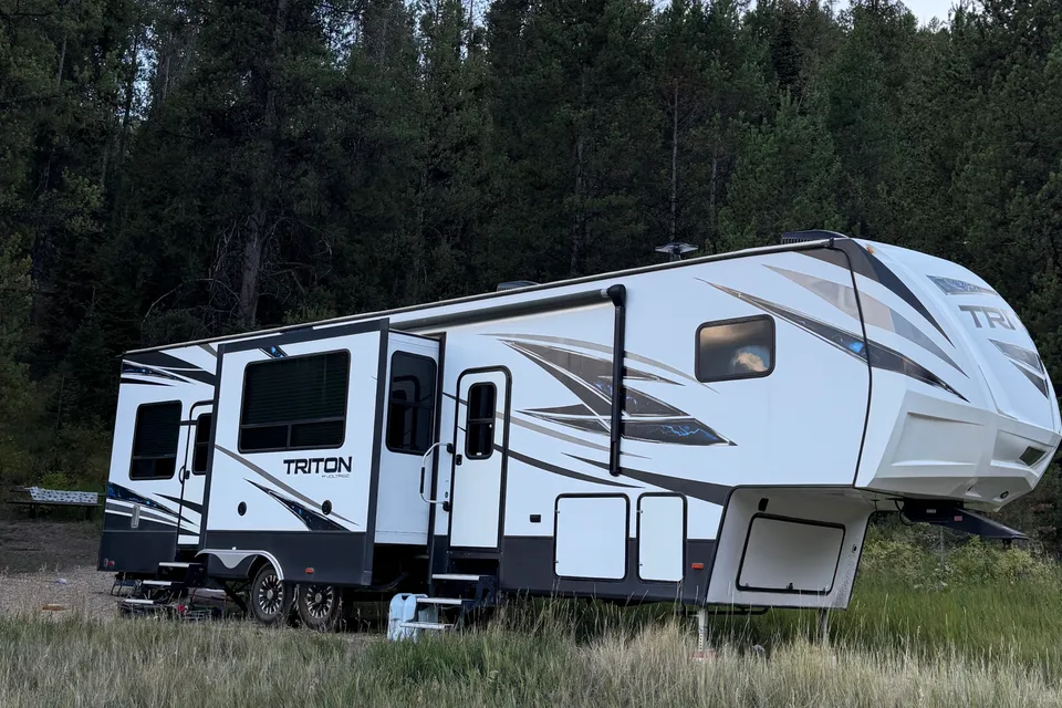 Mountain View RV Rental