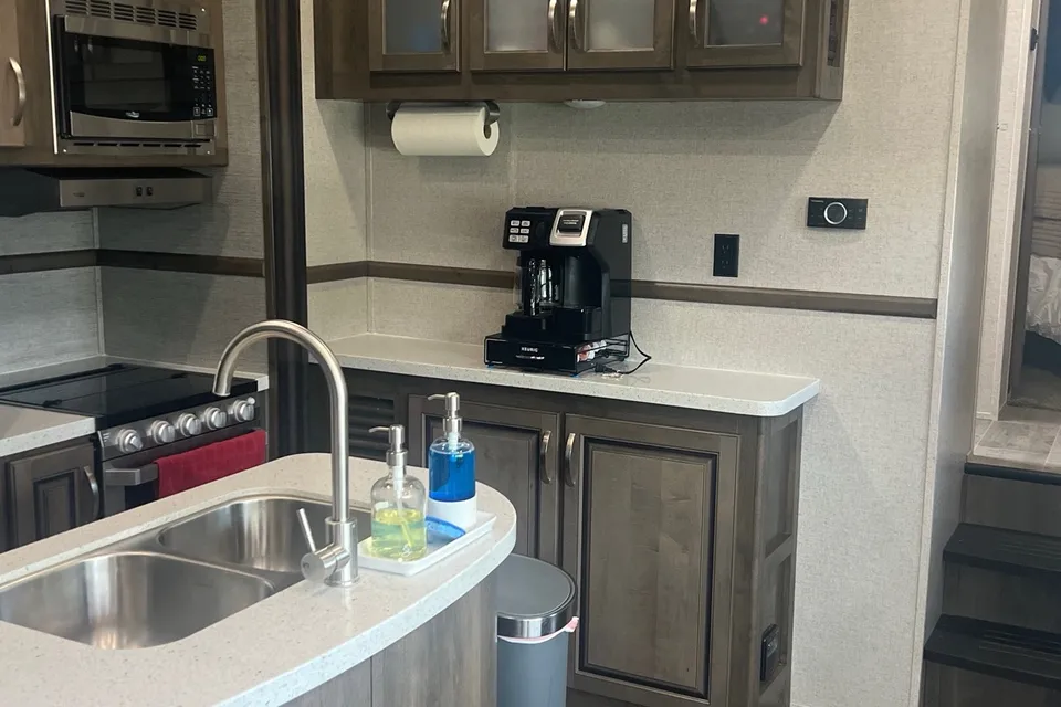 Mountain View RV Rental