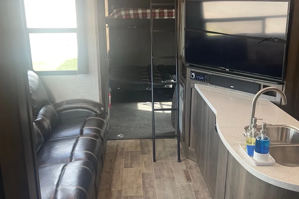 Mountain View RV Rental