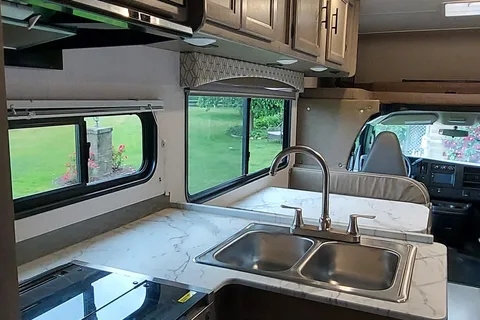Steve's Forest River Freelander 27QB Class C